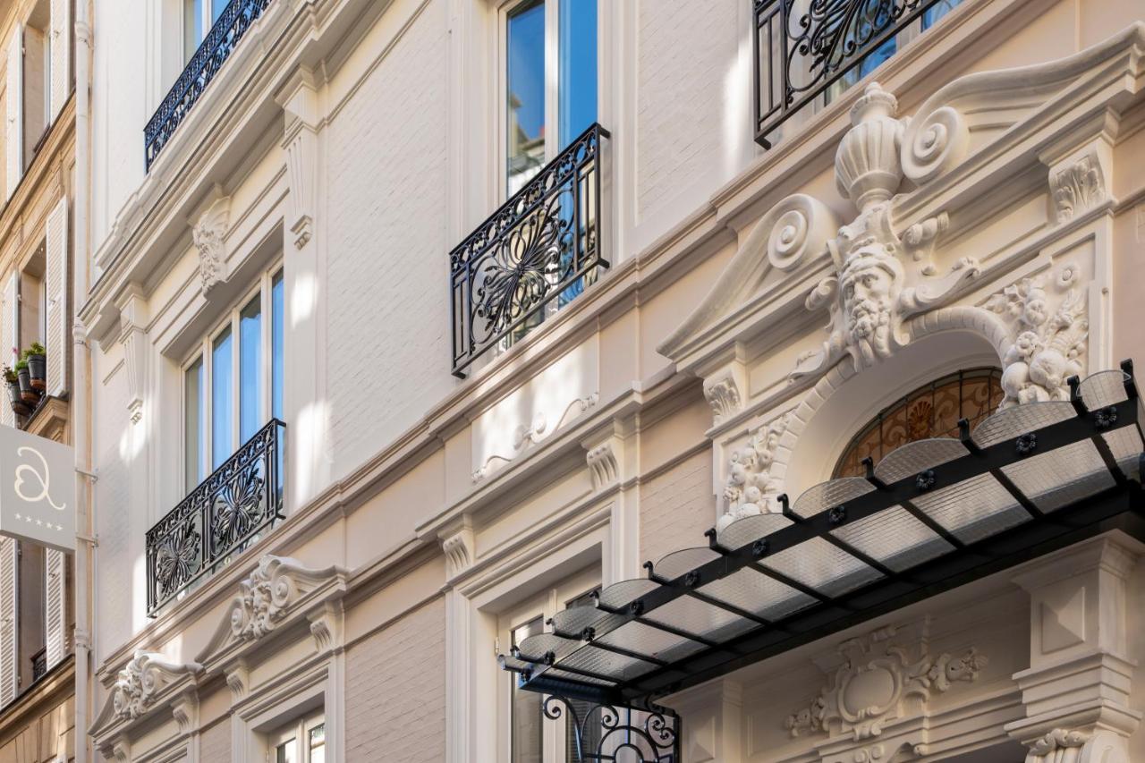 Paris J'Adore Hotel & Spa Exterior photo